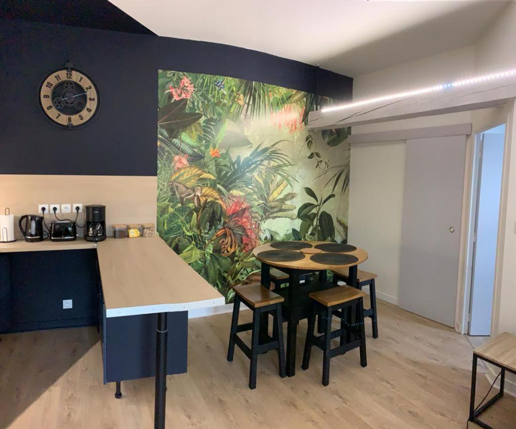 Apartamento Blue Jungle Bourges Exterior foto